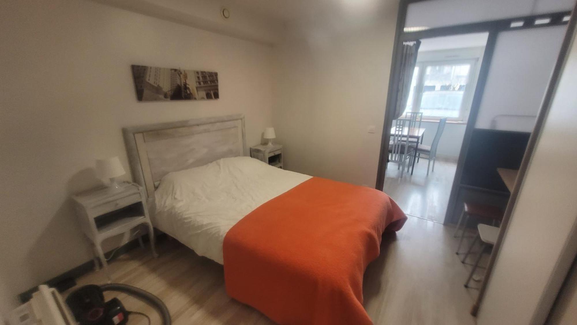 Charmant Appartement Charency-Vezin Bagian luar foto